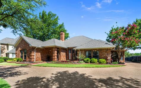 600 Brookhollow Drive Colleyville TX 76034