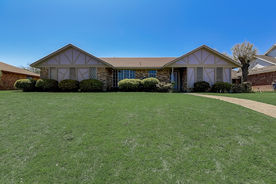 504 Davis Drive Desoto TX 75115