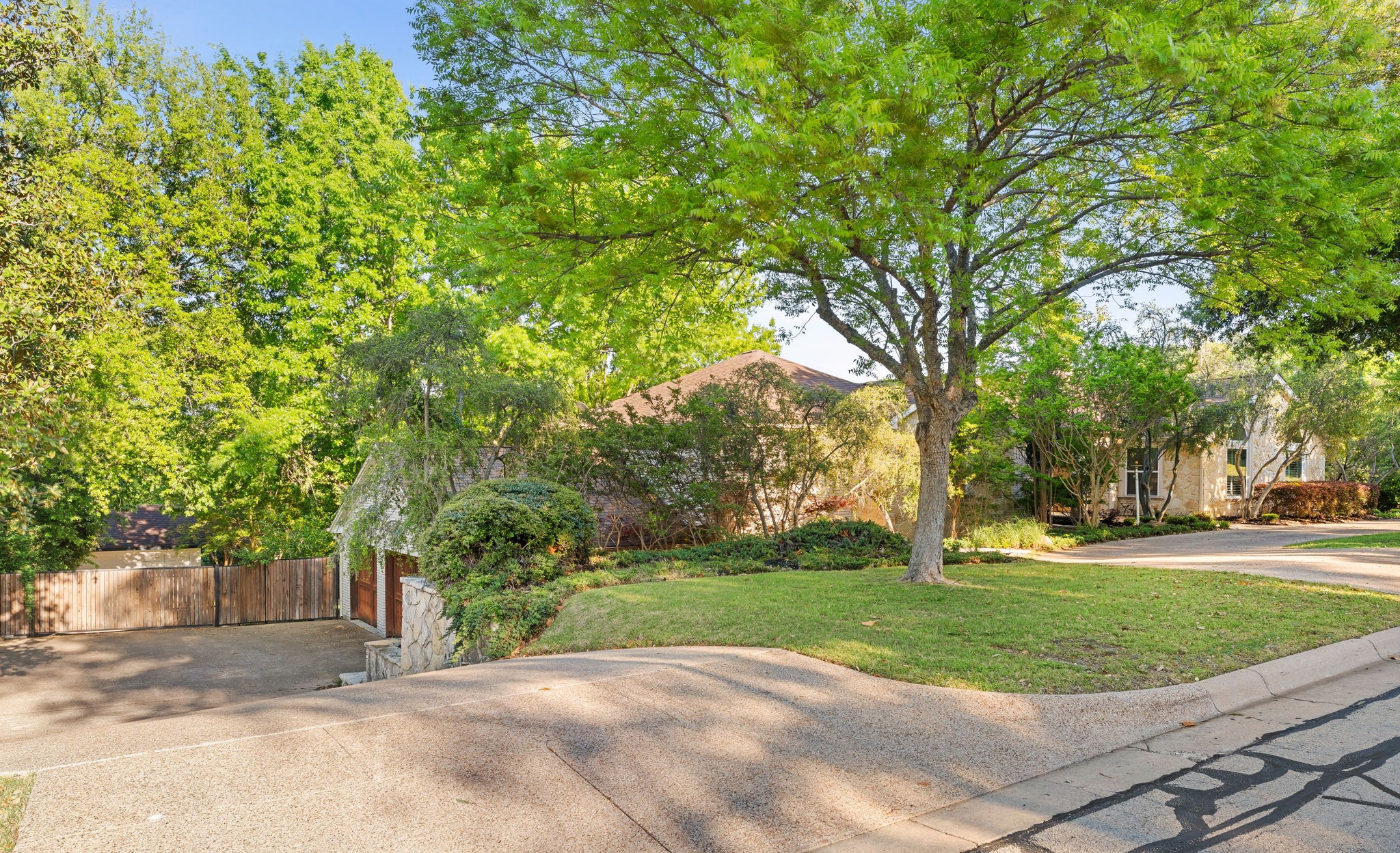 4217 Hildring Drive E Fort Worth TX 76109