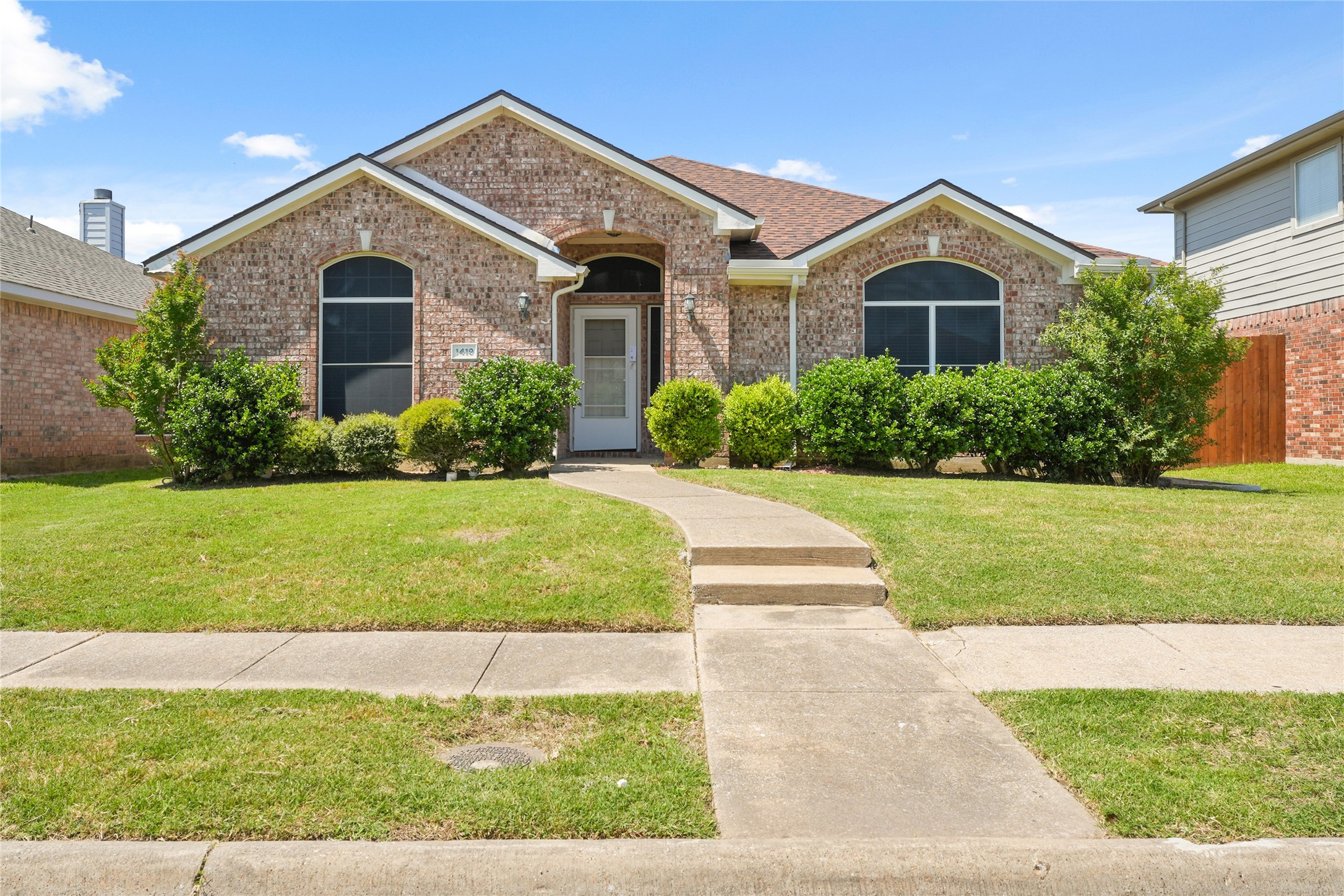 1419 Vanderbilt Lane Mesquite TX 75181