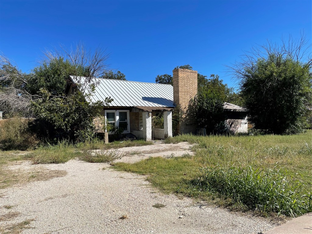 315 Plum Street Clyde TX 79510