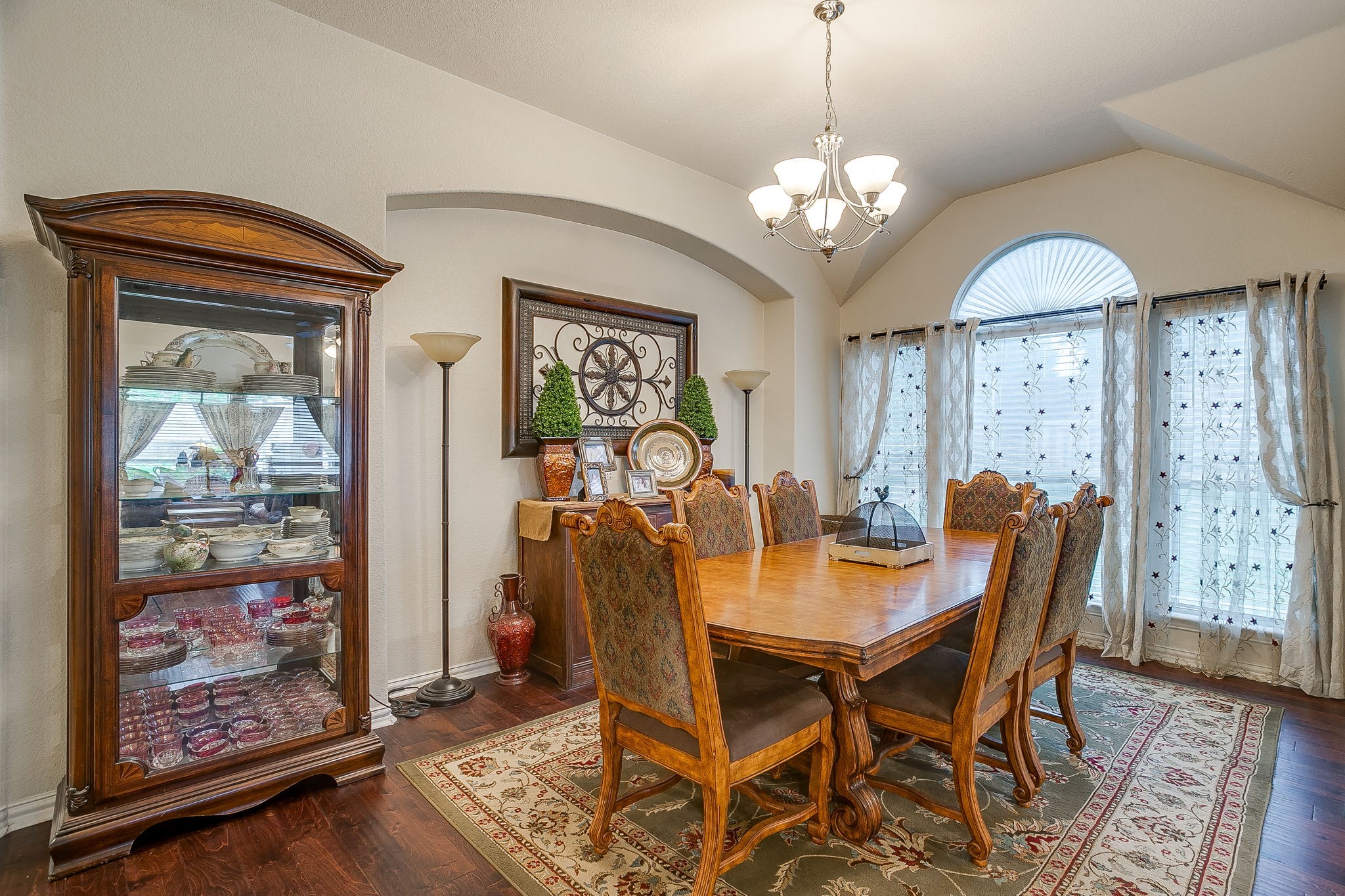 1316 Meadowlakes Azle TX 76020