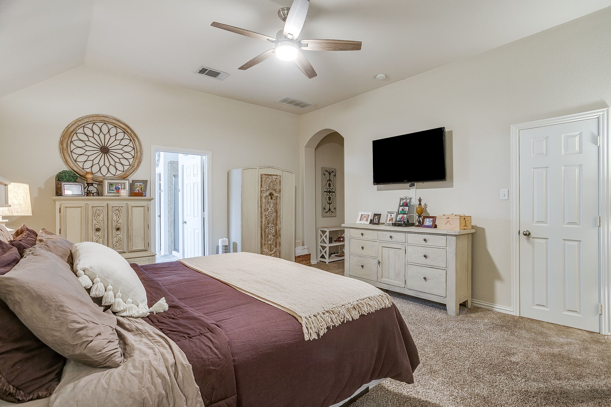 1316 Meadowlakes Azle TX 76020