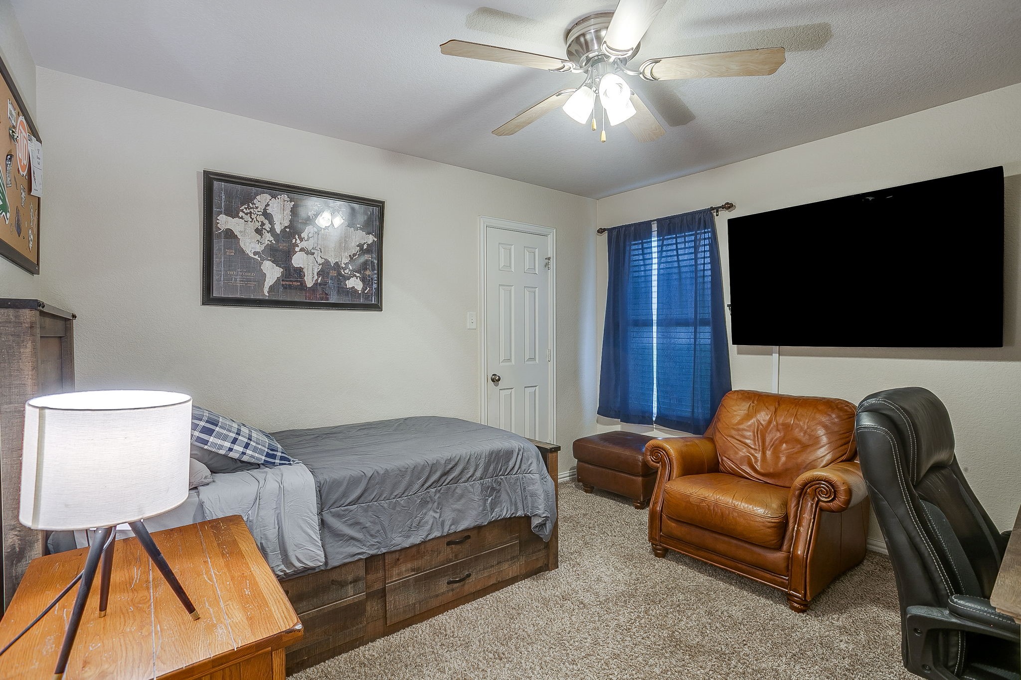 1316 Meadowlakes Azle TX 76020