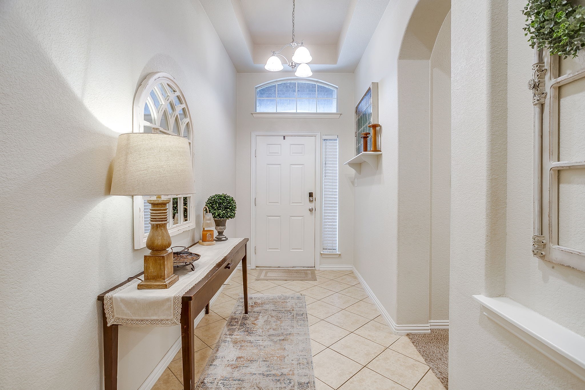 1316 Meadowlakes Azle TX 76020