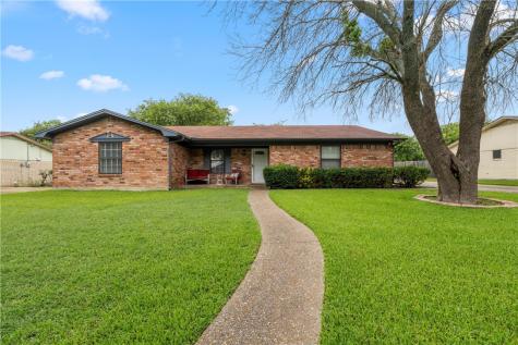 125 Travis Lane Hewitt TX 76643