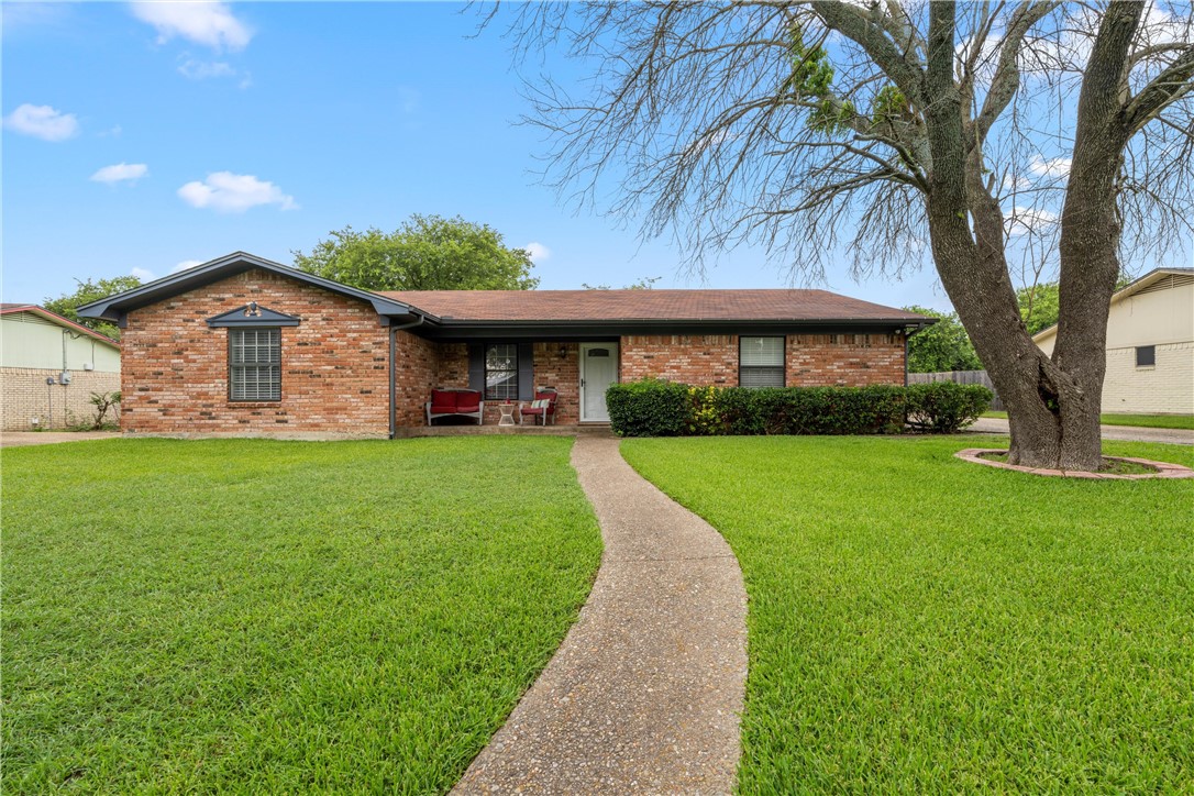 125 Travis Lane Hewitt TX 76643