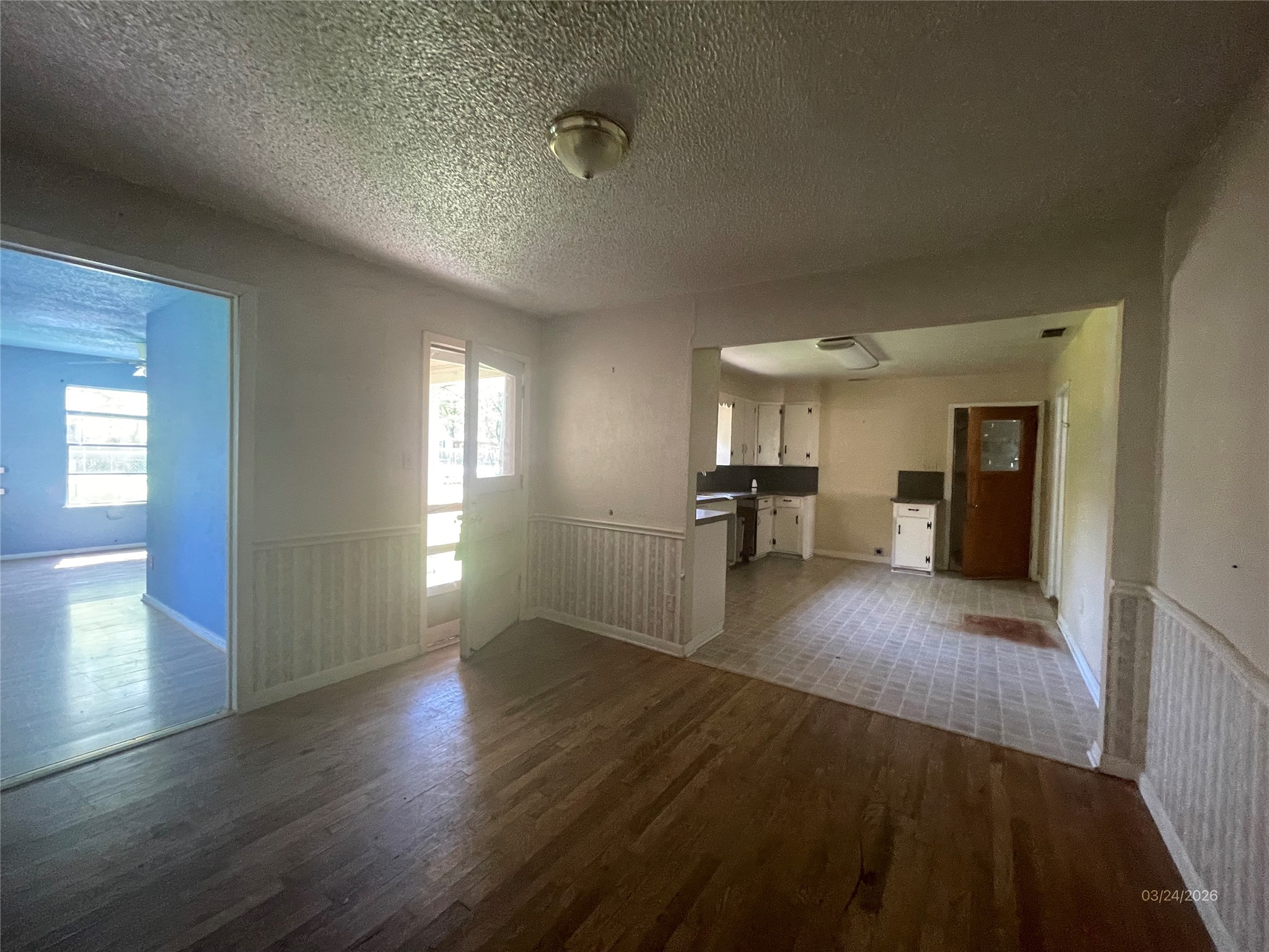 1100 Poe Street Azle TX 76020