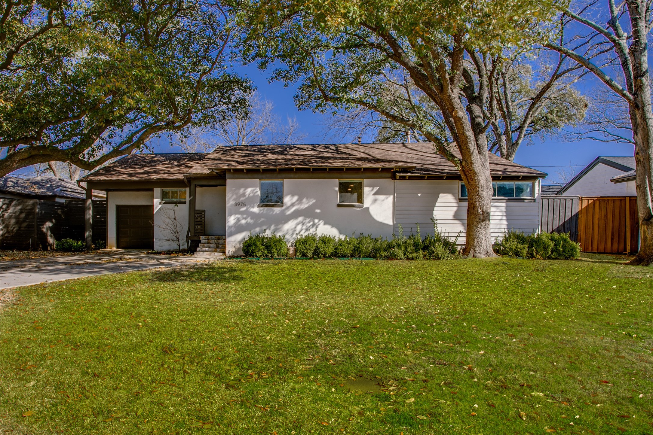 3975 Highgrove Drive Dallas TX 75220
