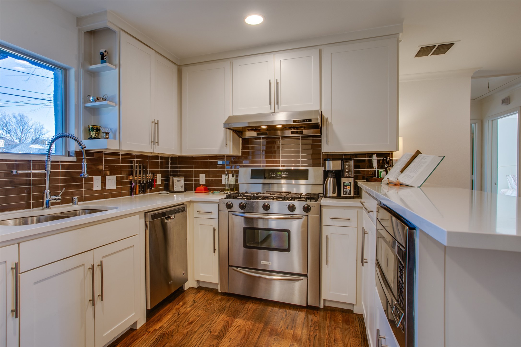 3975 Highgrove Drive Dallas TX 75220
