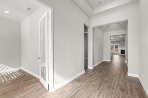 1029 Saffold Trail Mckinney TX 75071