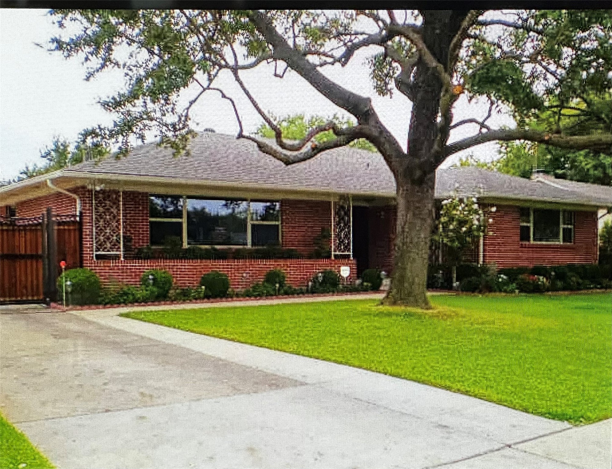 10526 Cromwell Drive Dallas TX 75229
