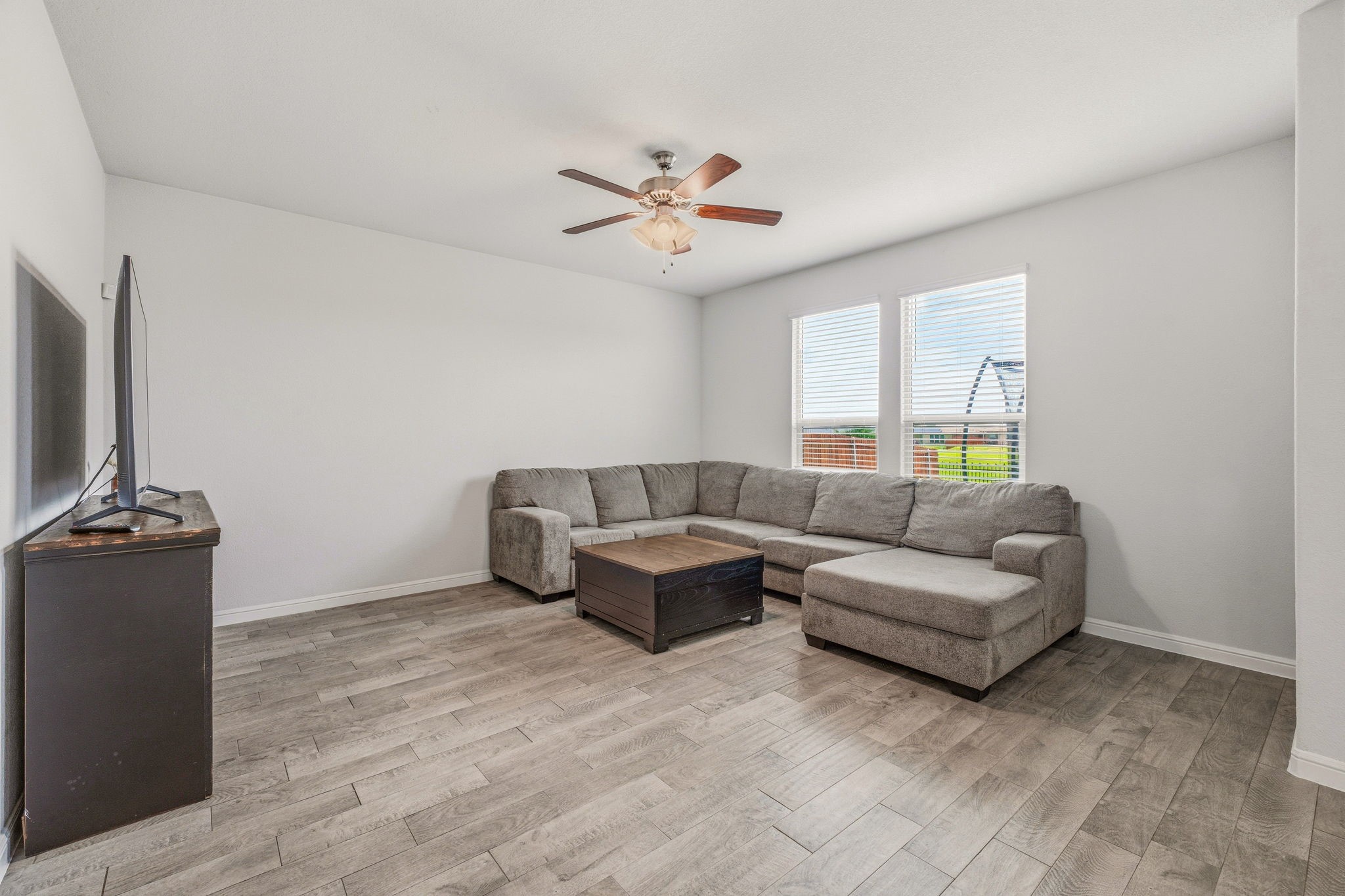 1106 Burlingame Drive Cleburne TX 76033