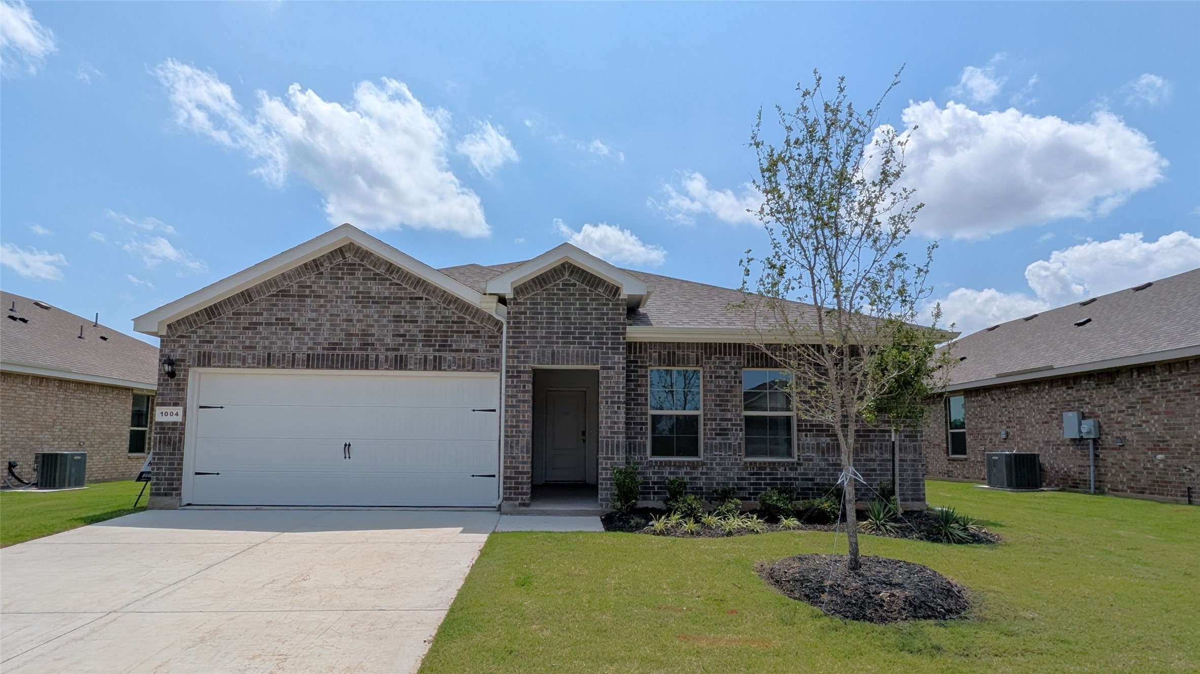 1004 Traction Trail Cleburne TX 76031