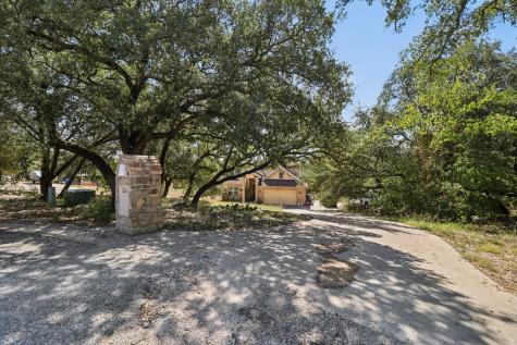 1203 Pala Dura Court Granbury TX 76048
