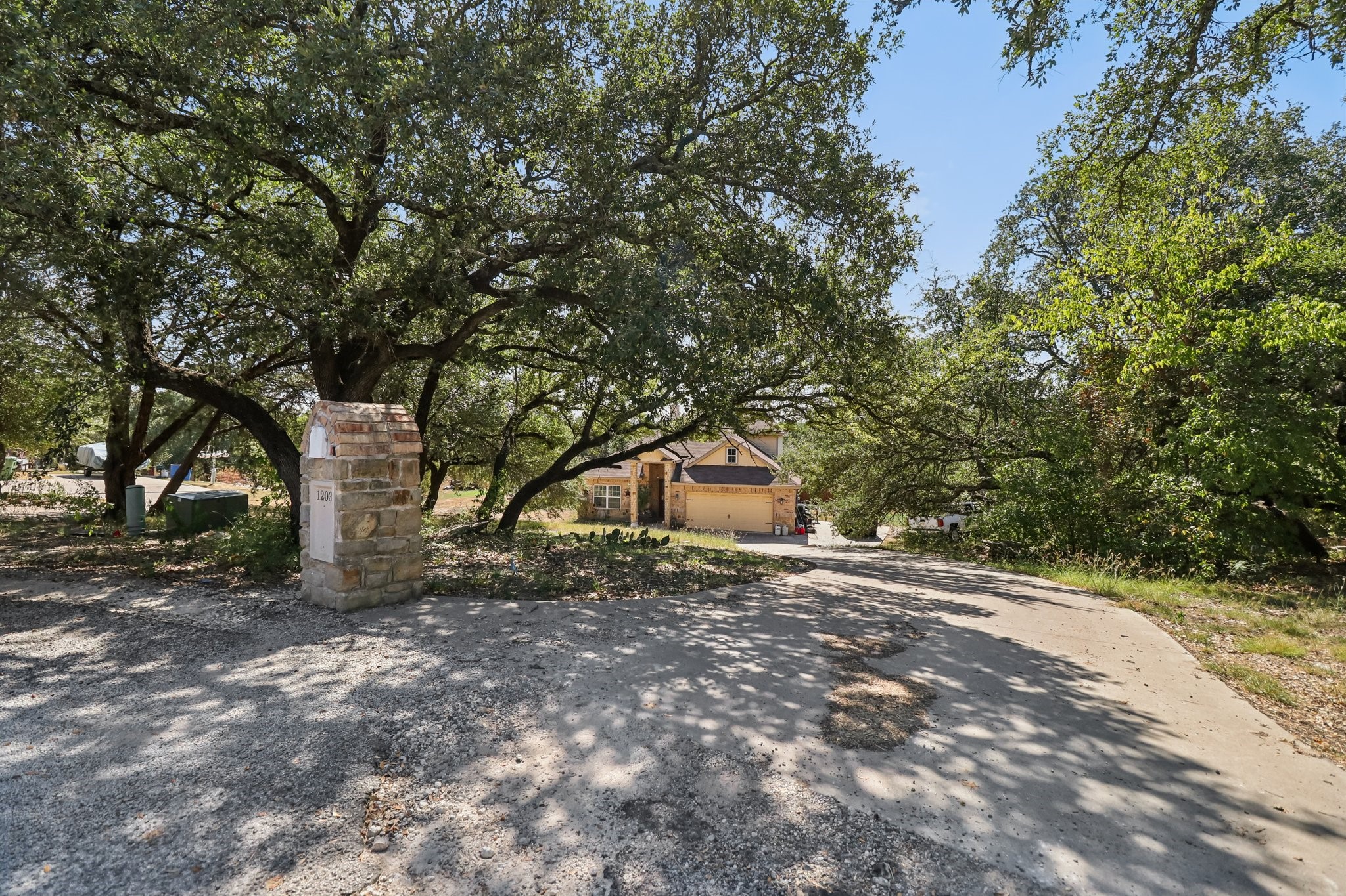 1203 Pala Dura Court Granbury TX 76048