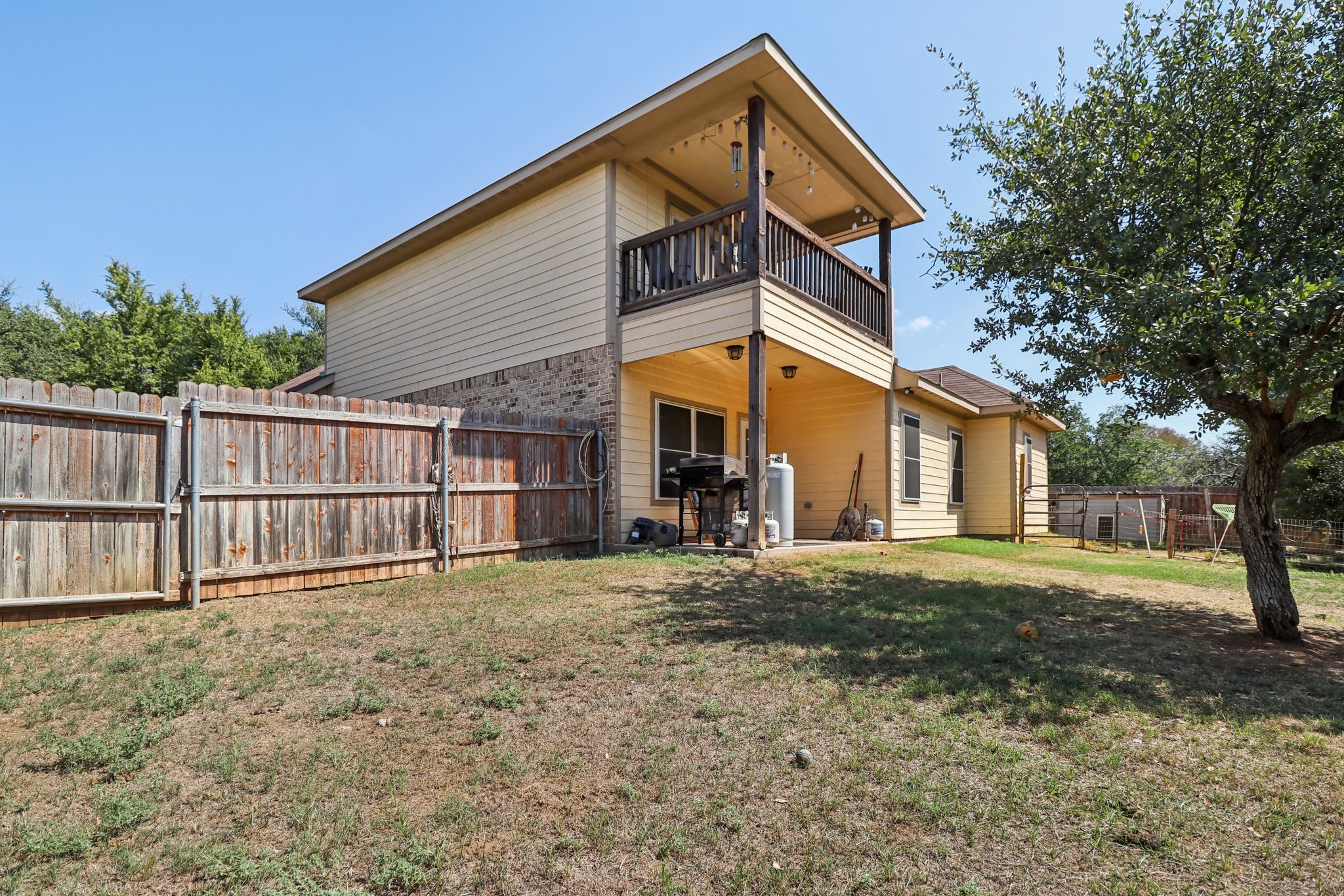 1203 Pala Dura Court Granbury TX 76048