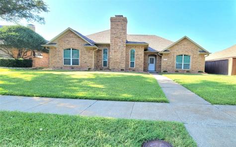 1008 Clinton Street Carrollton TX 75007