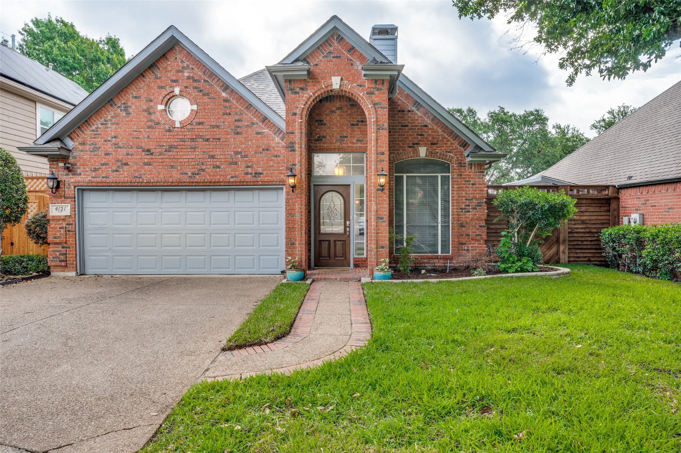 4121 Rive Lane Addison TX 75001
