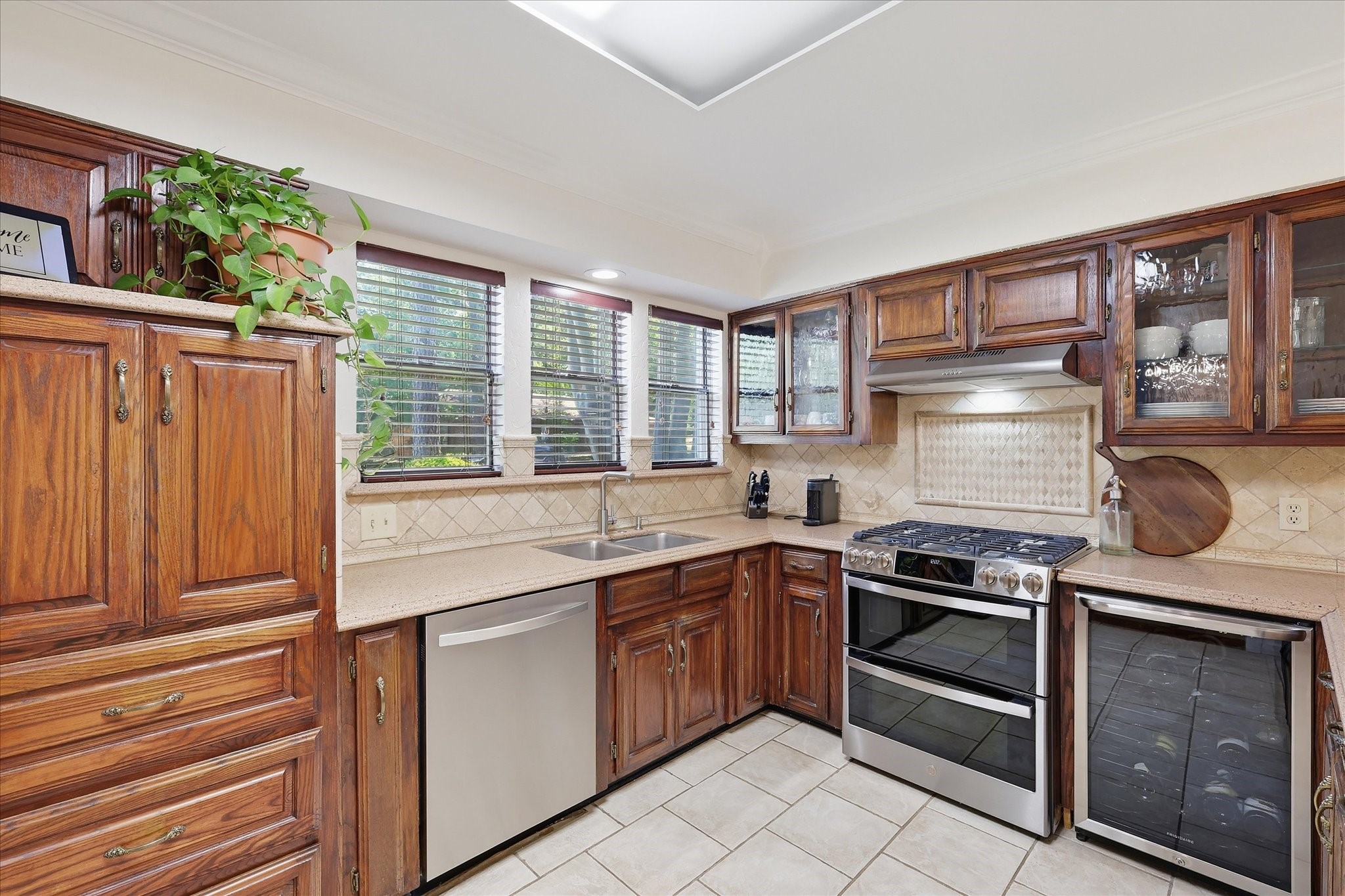 2850 Creekwood Drive Grapevine TX 76051