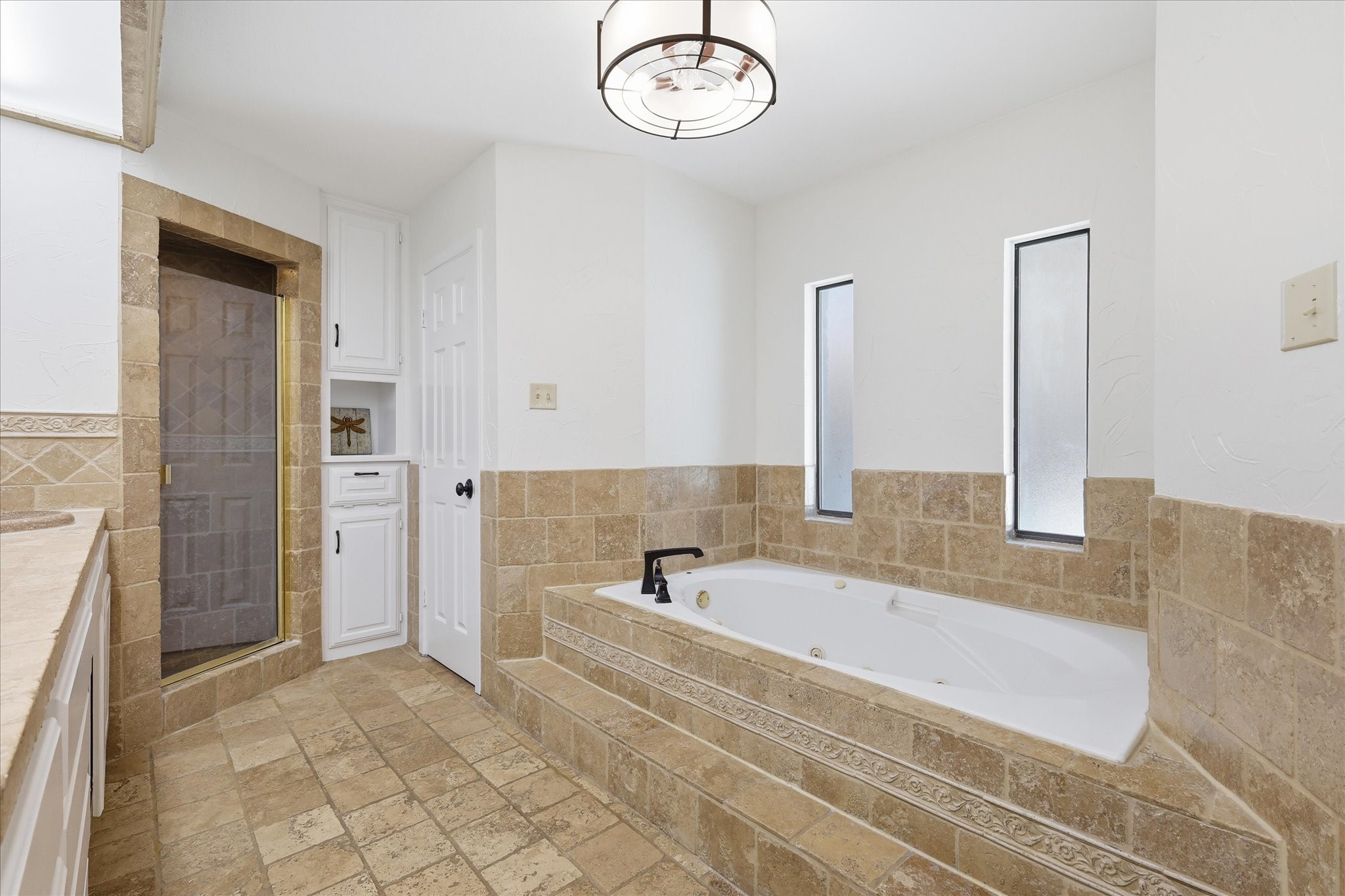 2850 Creekwood Drive Grapevine TX 76051