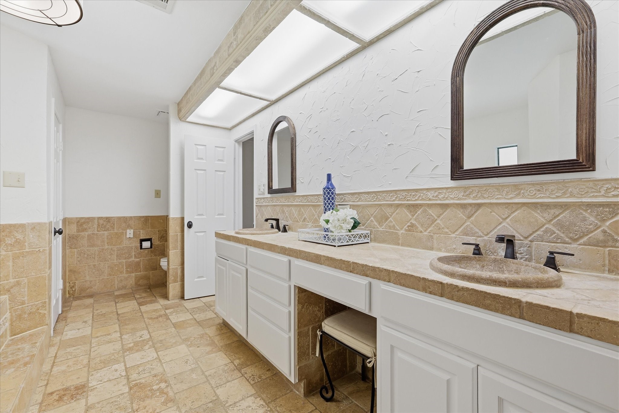 2850 Creekwood Drive Grapevine TX 76051