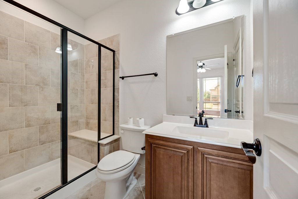 549 Truman Street Waxahachie TX 75165