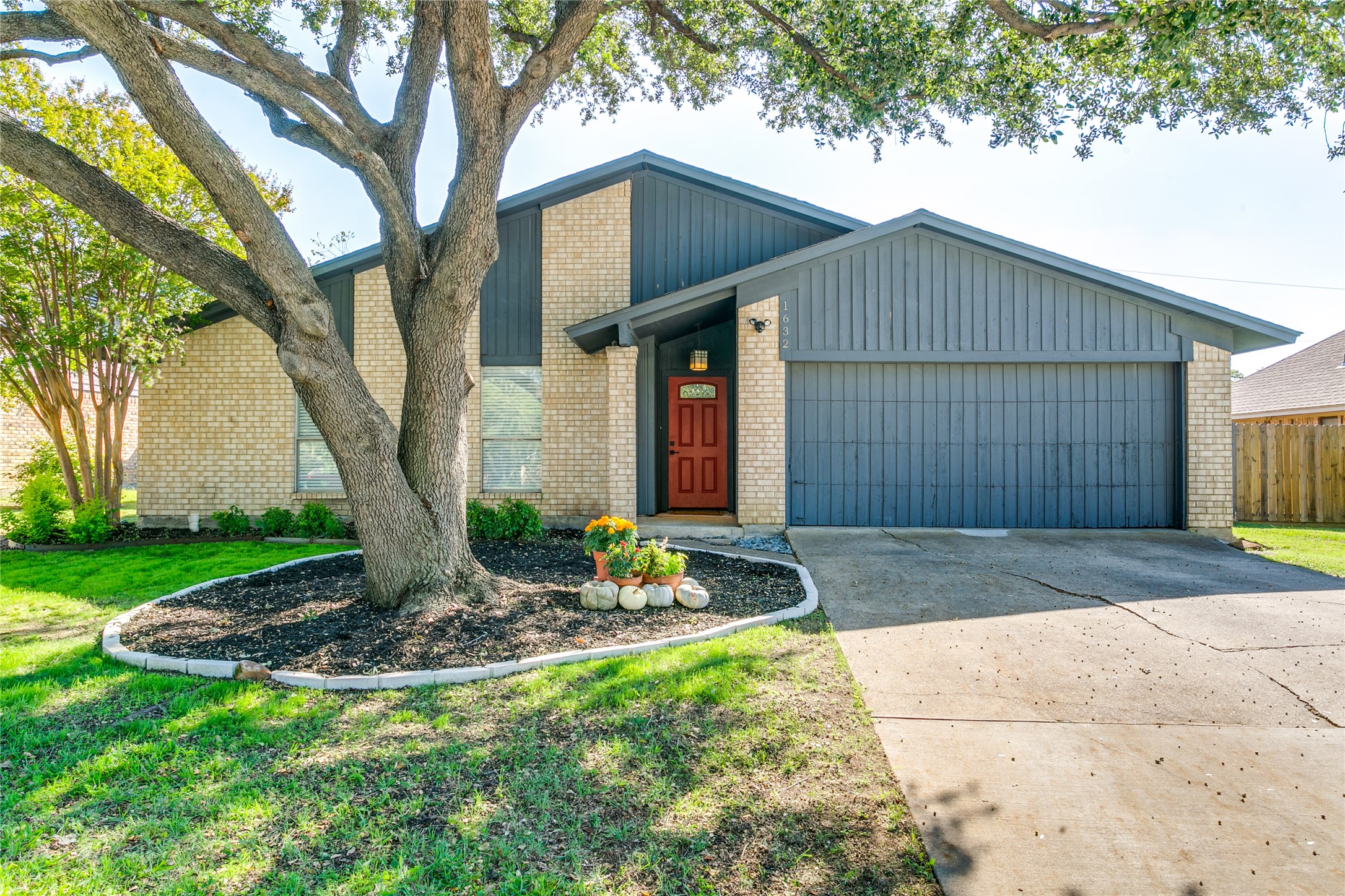1632 Highpoint Drive Lewisville TX 75077
