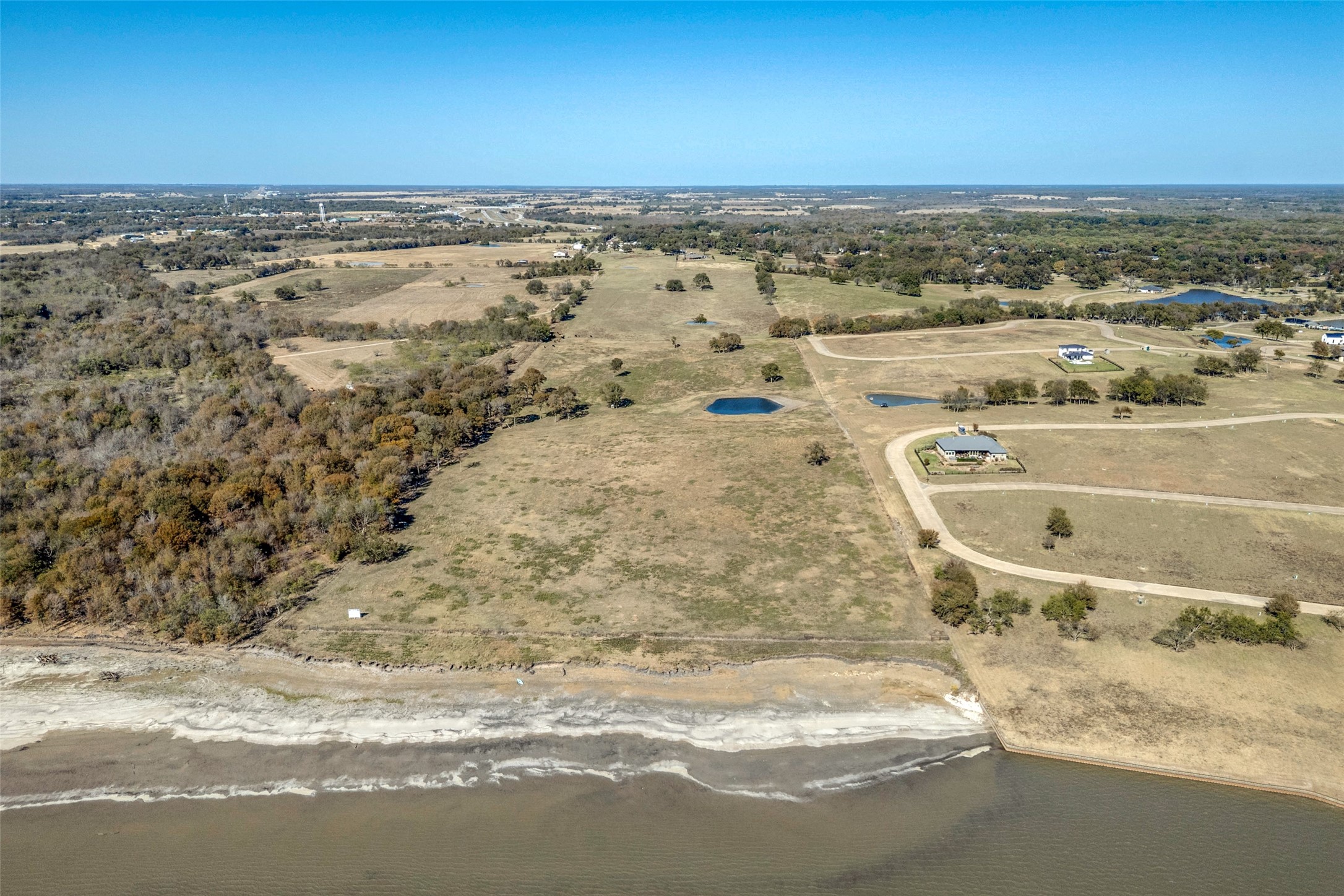 15675 County Road 4024 Kemp TX 75143