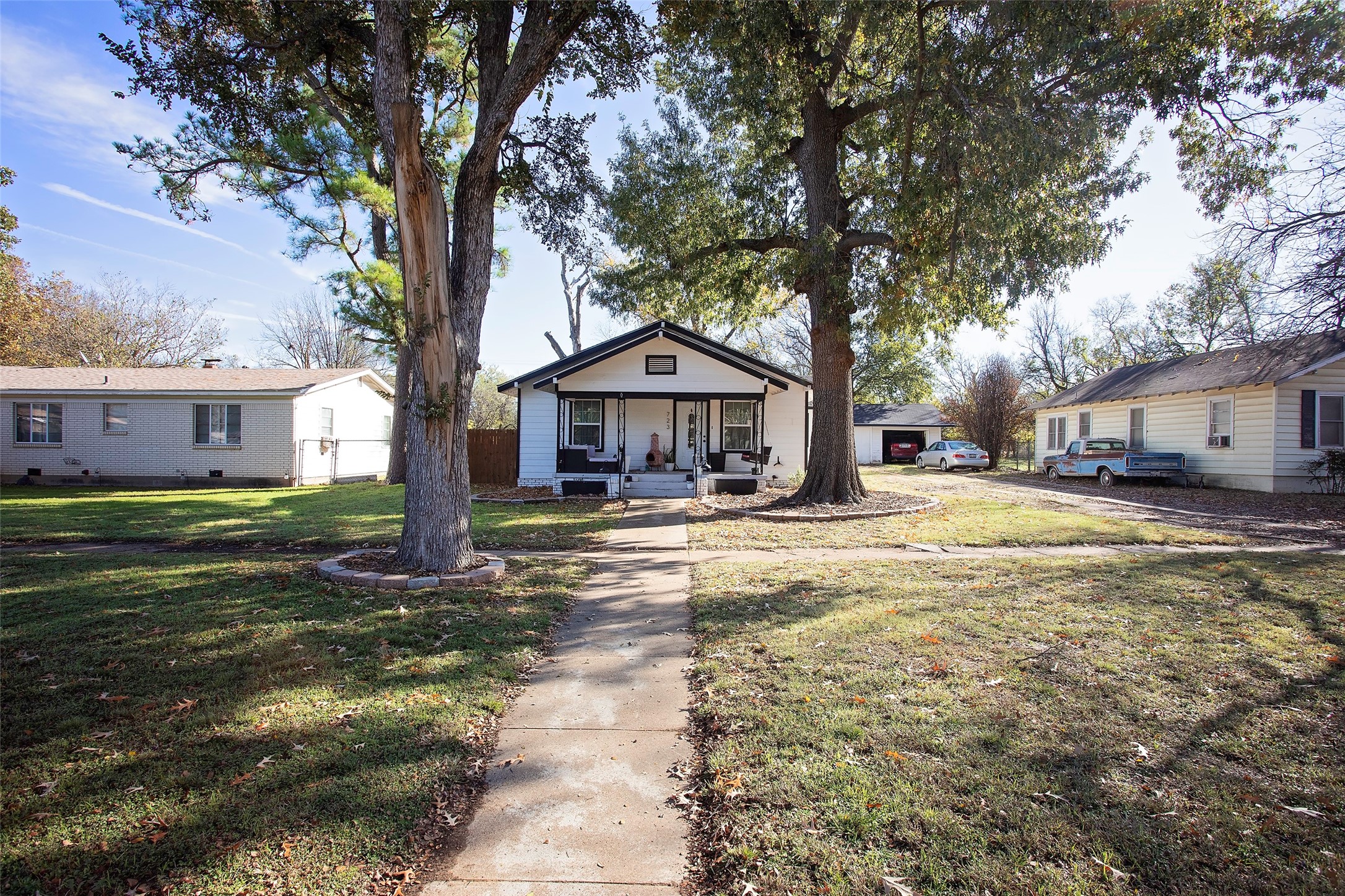 723 Plum Street Graham TX 76450
