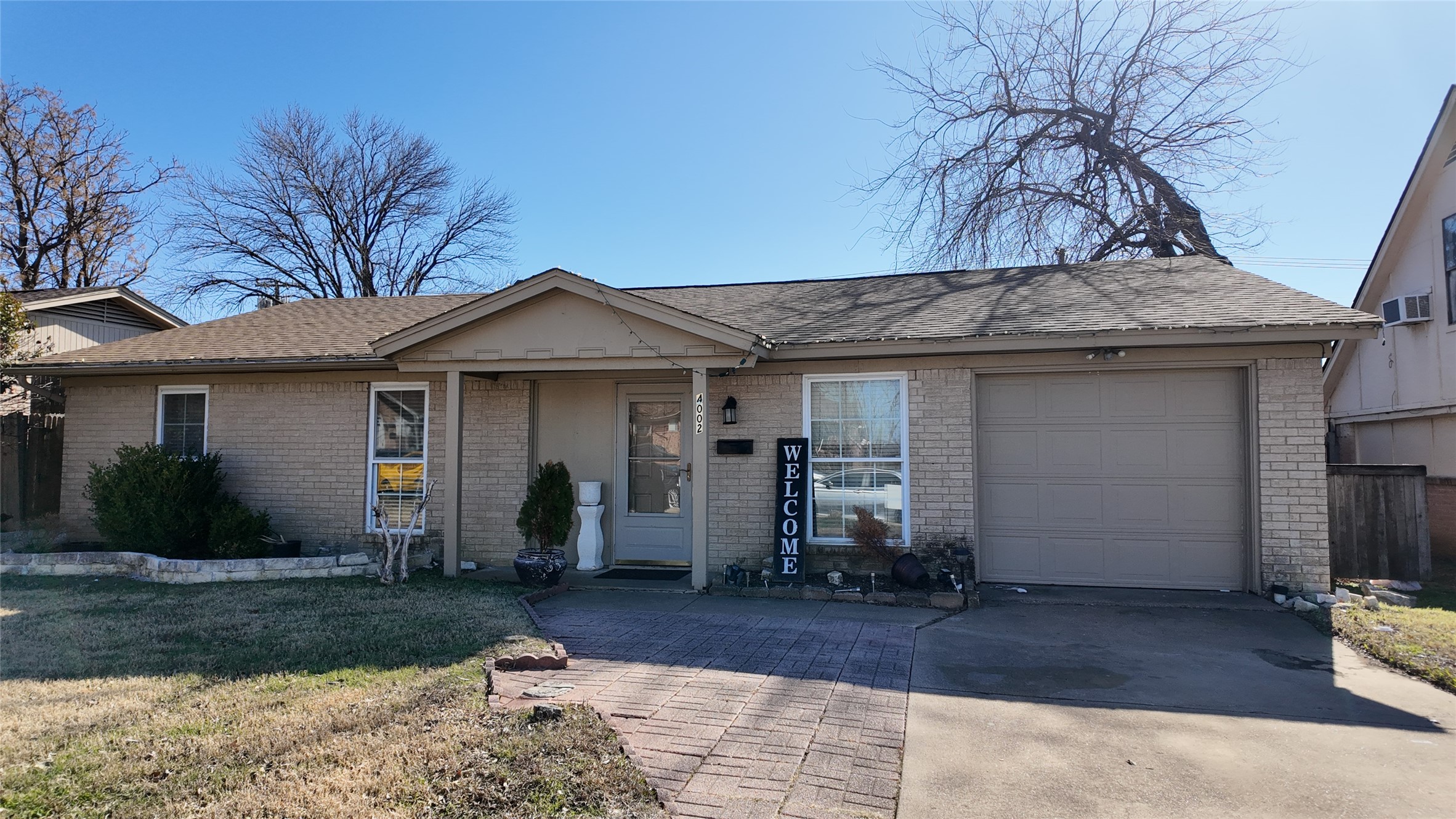 4002 Yellowstone Street Irving TX 75062