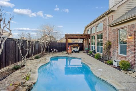 704 Addie Lane Mckinney TX 75071