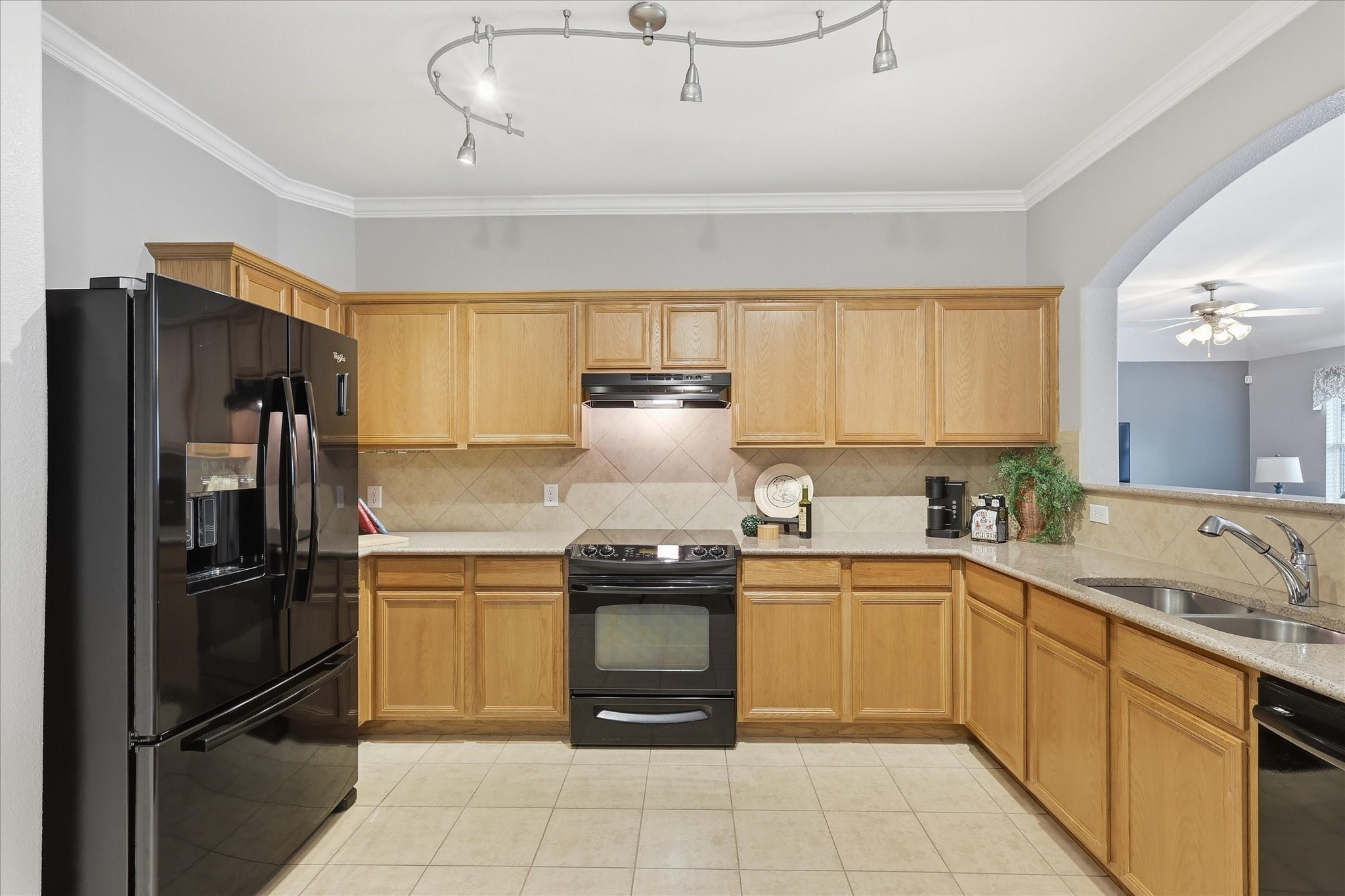 3909 Cliffside Drive Denton TX 76208