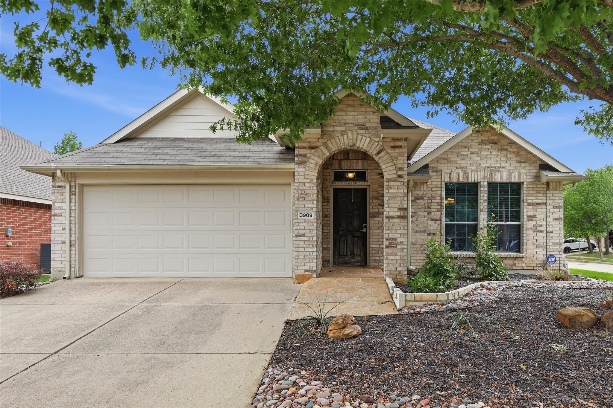 3909 Cliffside Drive Denton TX 76208