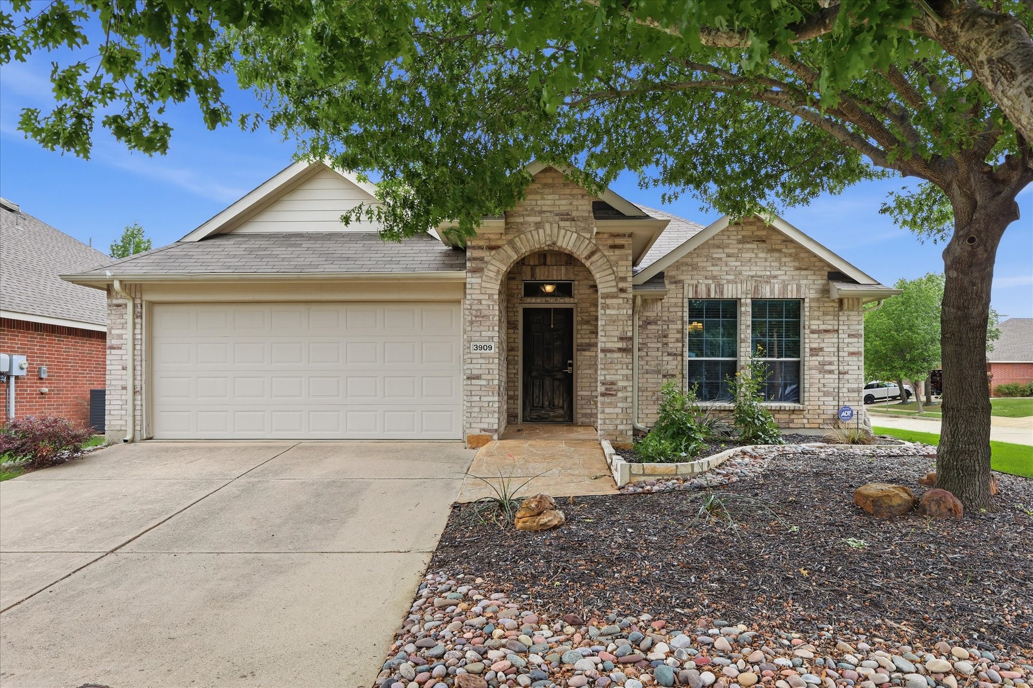 3909 Cliffside Drive Denton TX 76208