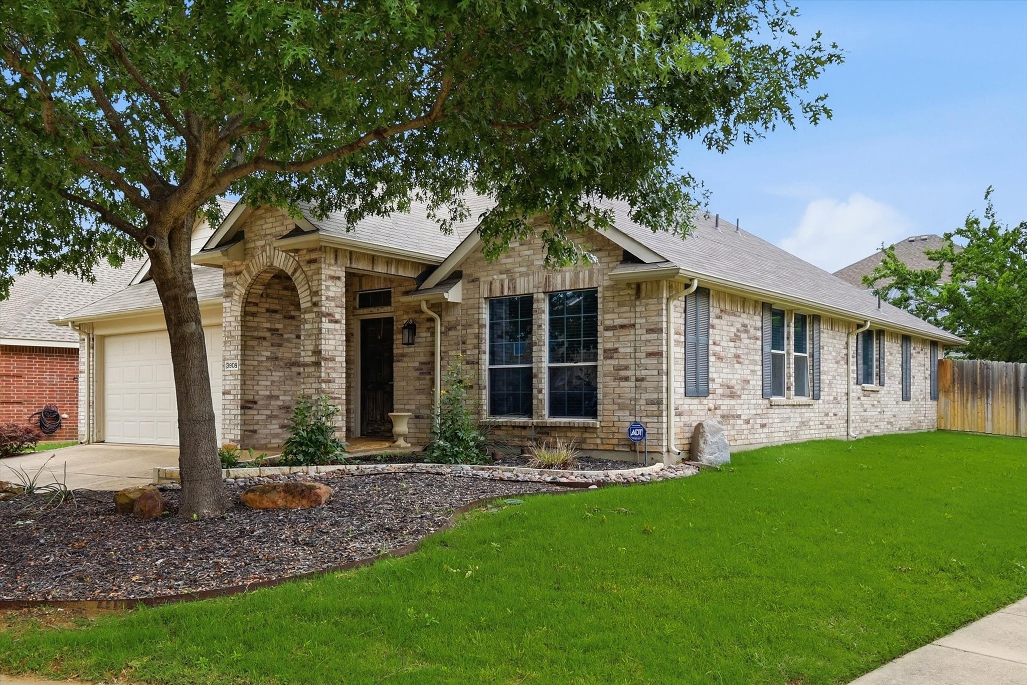 3909 Cliffside Drive Denton TX 76208