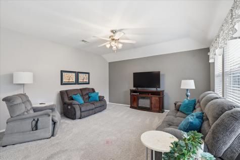 3909 Cliffside Drive Denton TX 76208