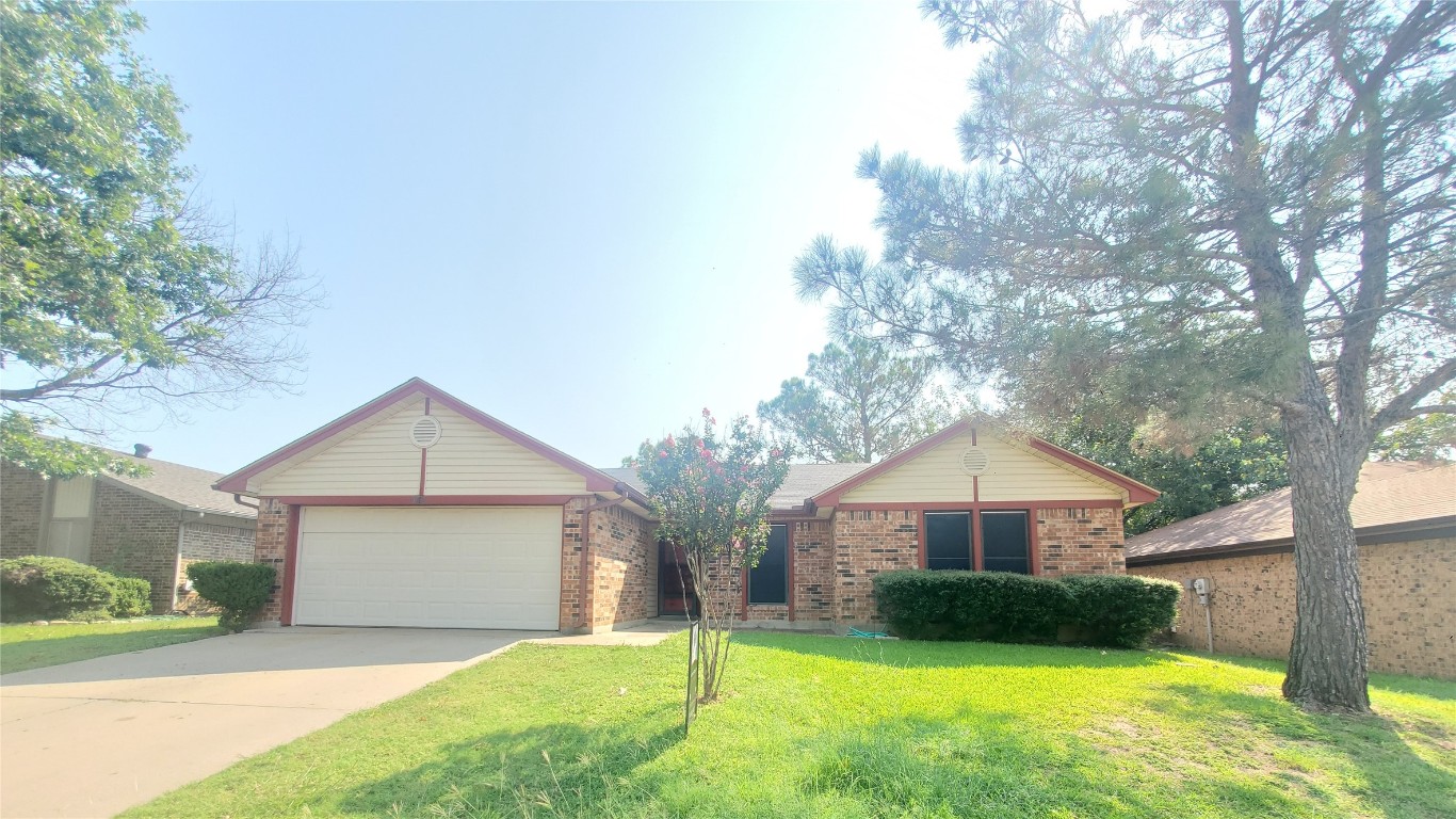 601 Lottie Lane Saginaw TX 76179
