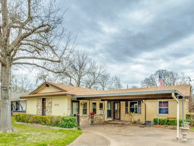 2116 Stonehenge Drive Garland TX 75041