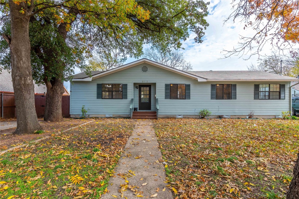 813 Rockwall Street Mckinney TX 75069