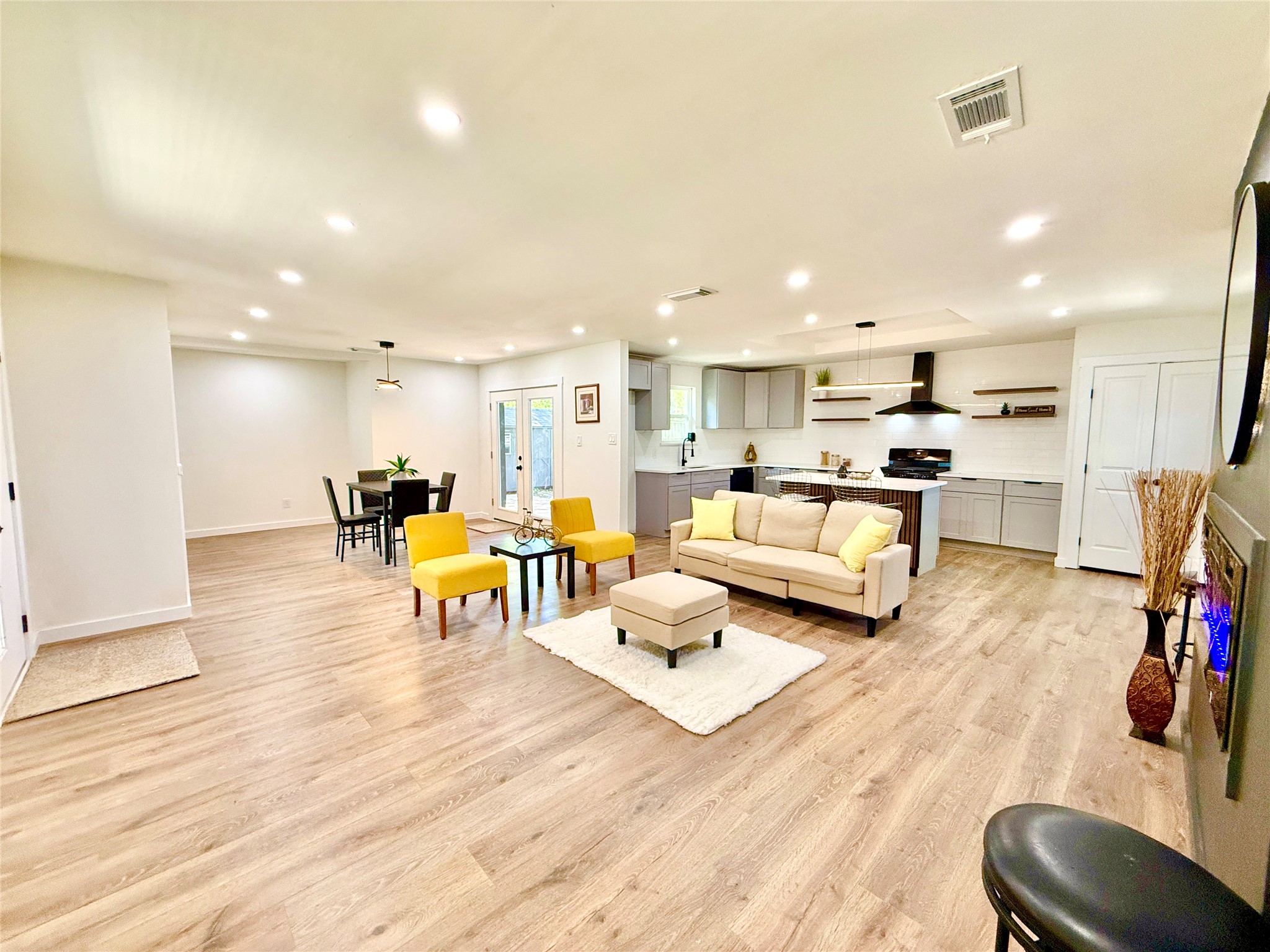 1309 Linden Lane Garland TX 75040