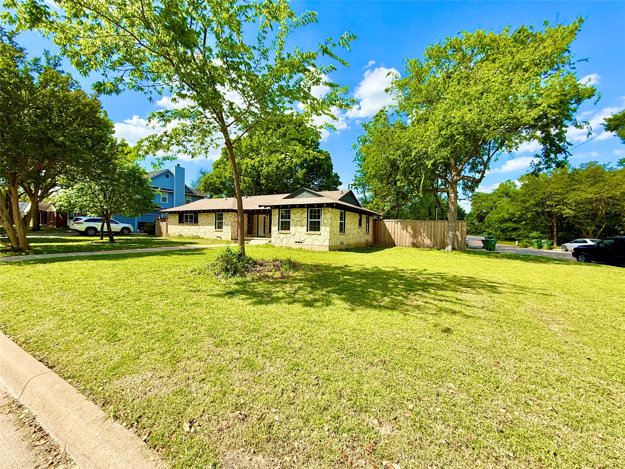 1309 Linden Lane Garland TX 75040