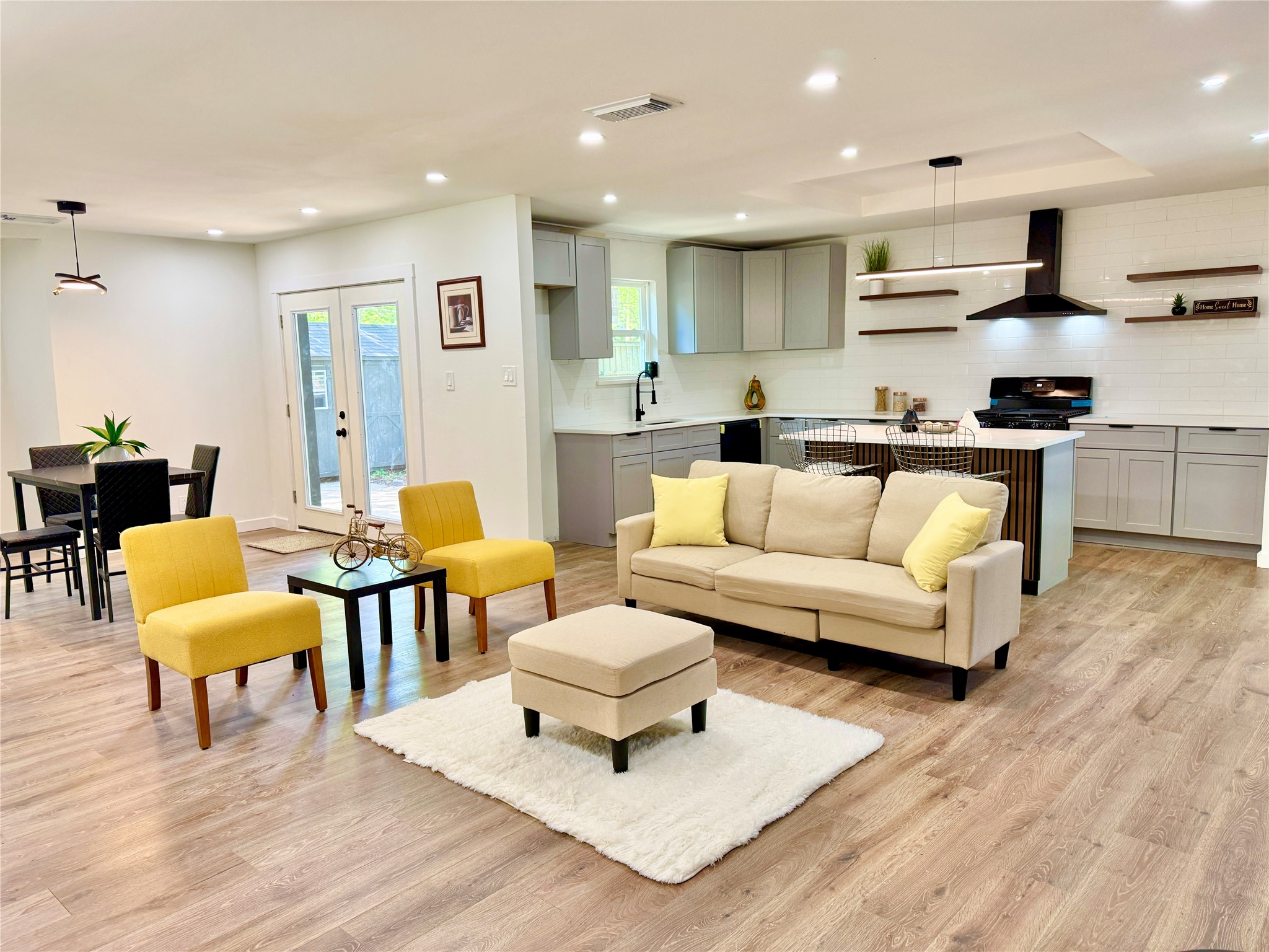 1309 Linden Lane Garland TX 75040