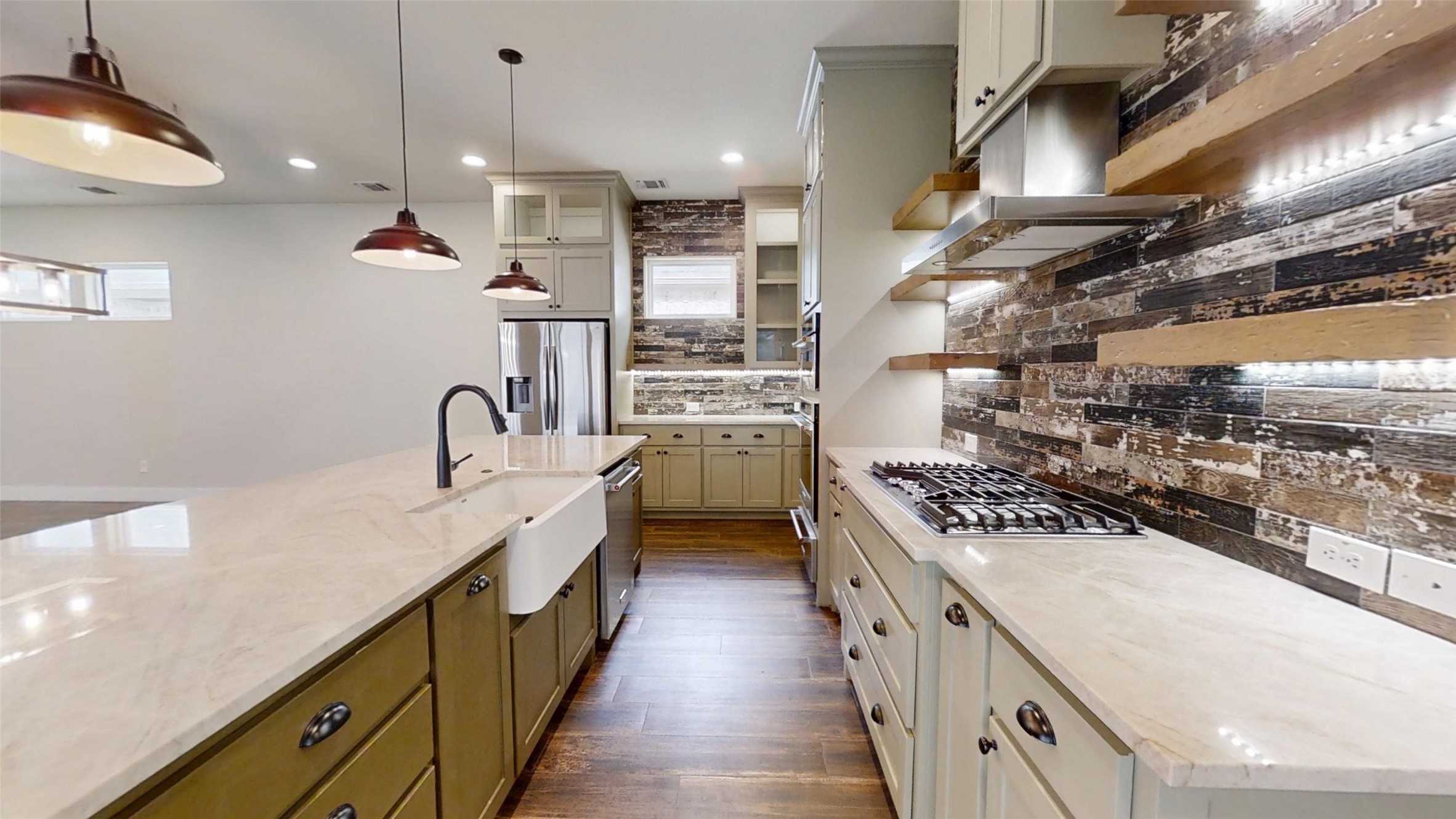 2405 Vineyard Drive Granbury TX 76048