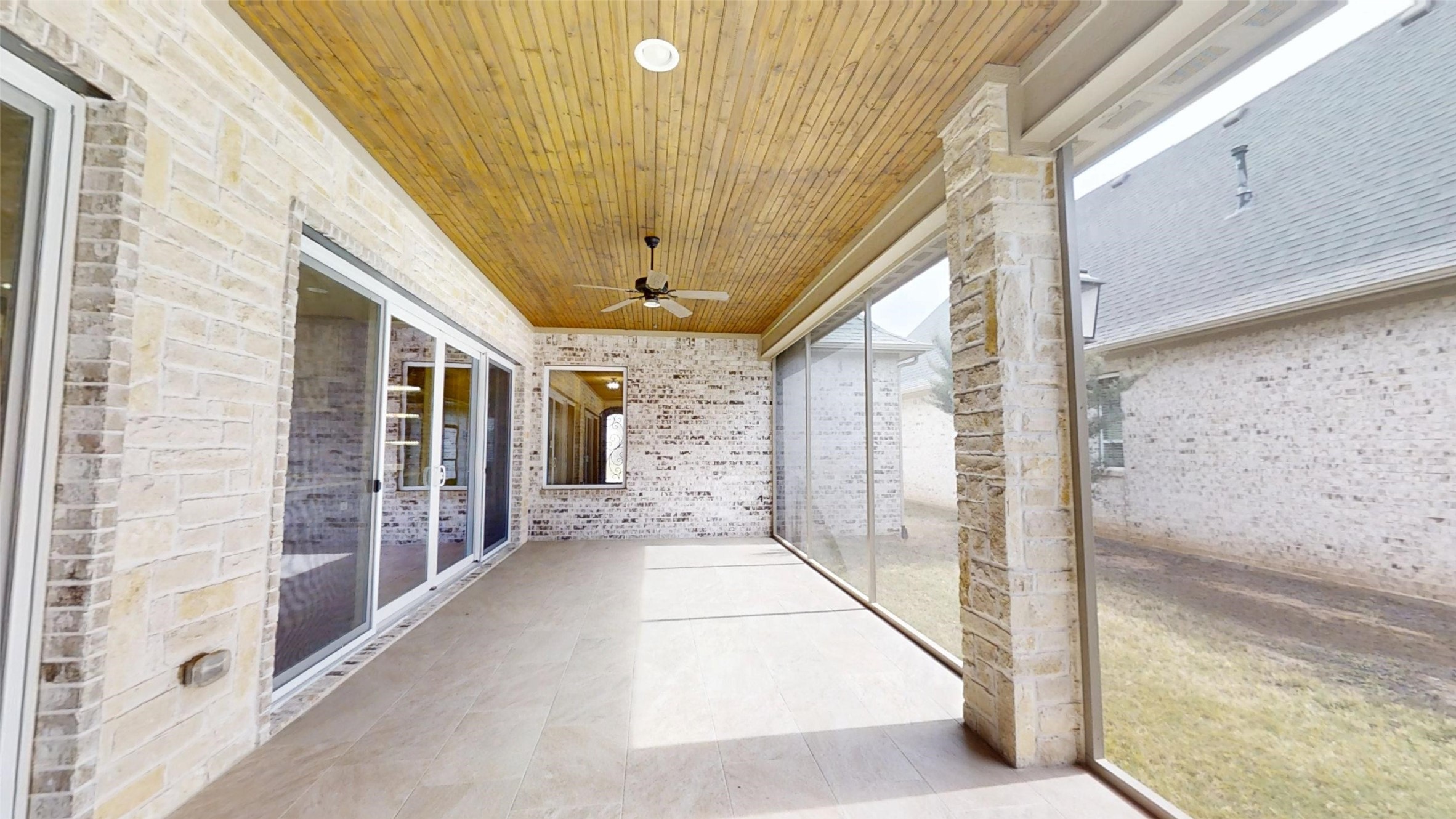 2405 Vineyard Drive Granbury TX 76048