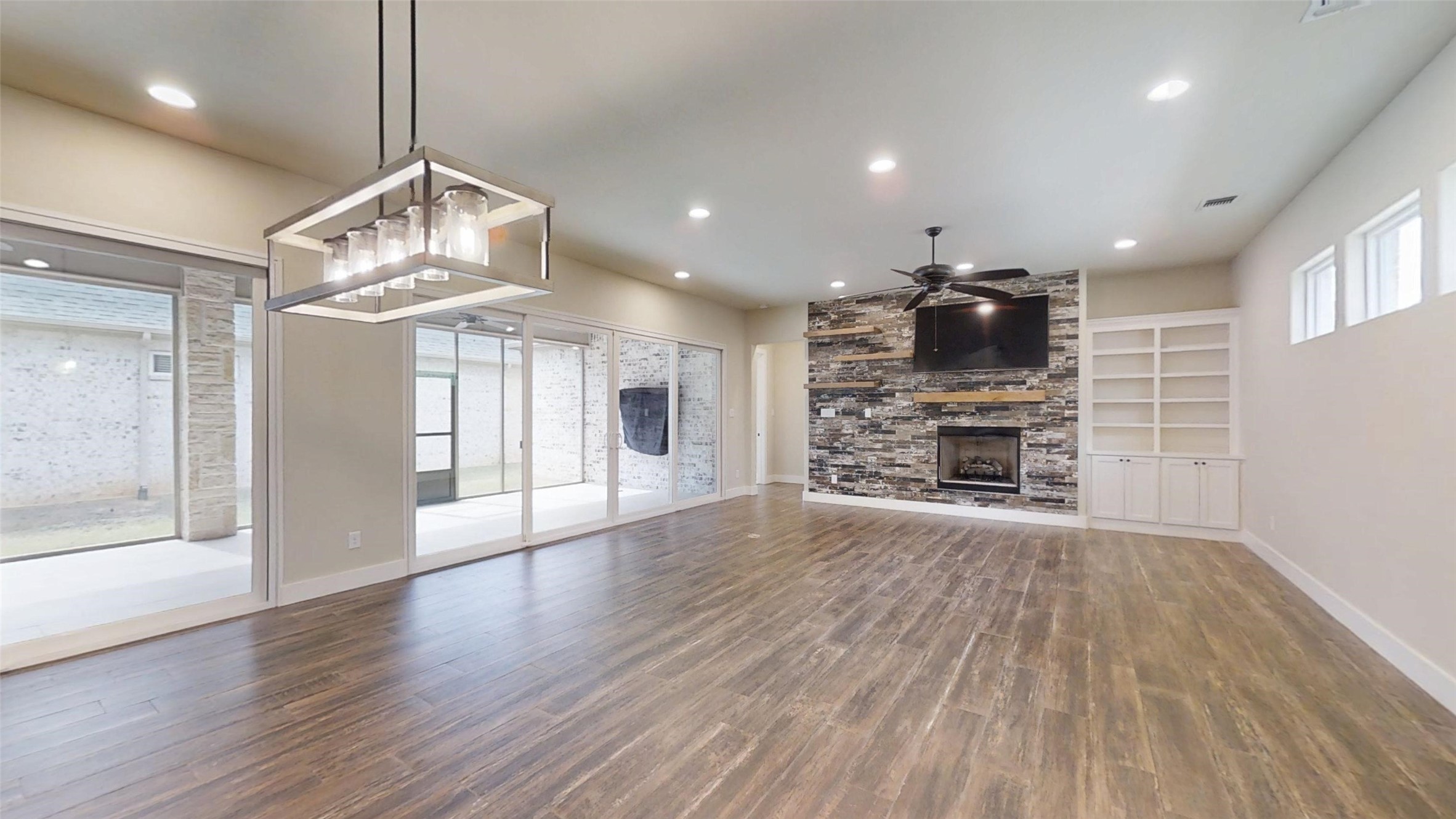 2405 Vineyard Drive Granbury TX 76048