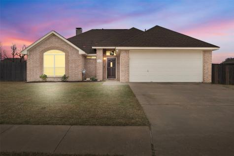 209 Mourning Dove Lane Krum TX 76249