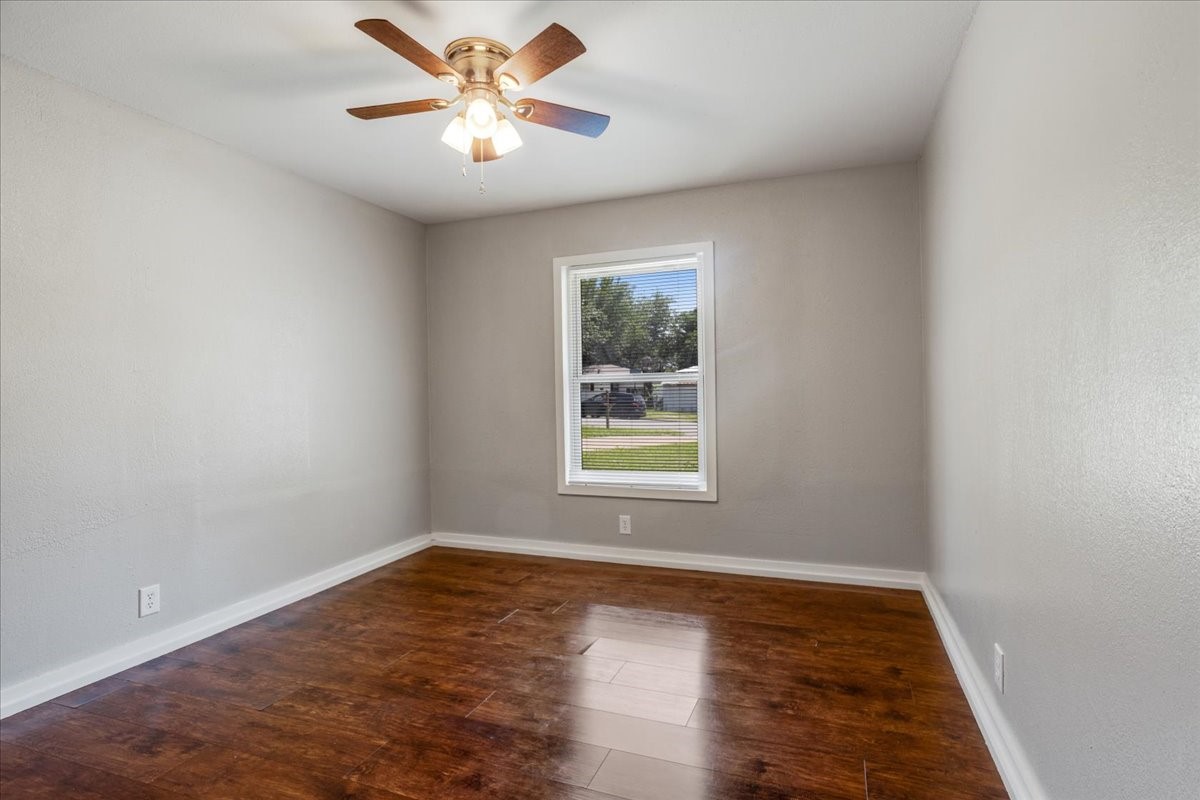 1815 W Brockett Street Sherman TX 75092