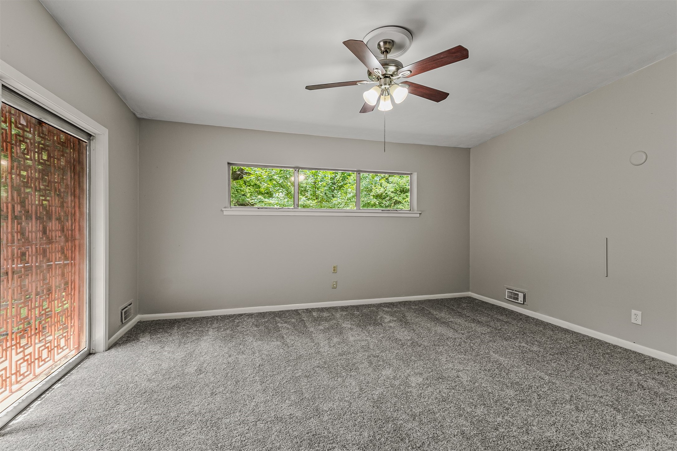 2224 Lakeland Drive Dallas TX 75228
