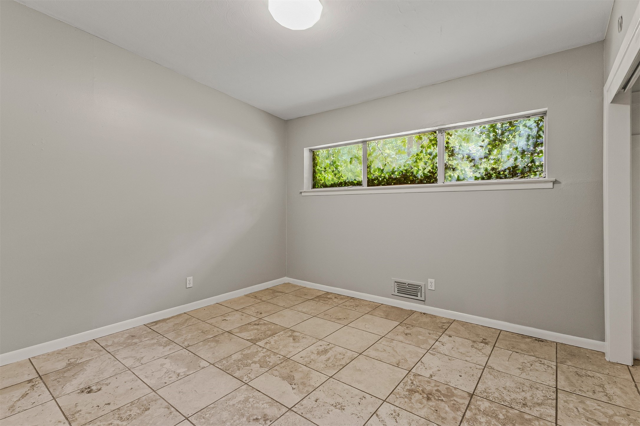 2224 Lakeland Drive Dallas TX 75228